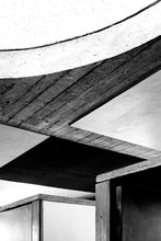 Load image into Gallery viewer, Forays beyond the Modern – The Architecture of Umberto Riva